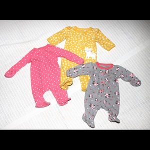 Baby girl feety pajamas